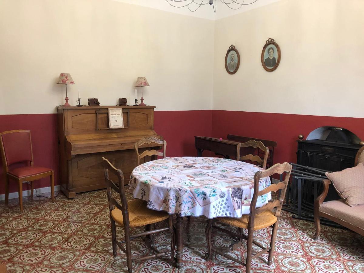 Mas La Cigaliere Bed & Breakfast Venasque Eksteriør bilde
