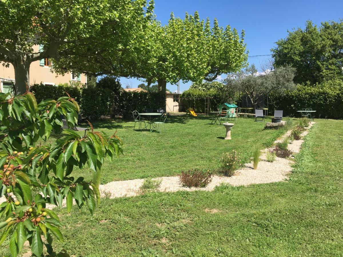 Mas La Cigaliere Bed & Breakfast Venasque Eksteriør bilde
